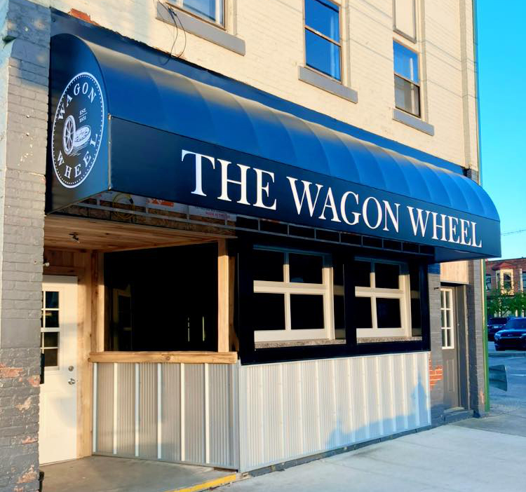 the exterior of the wagon wheel bar in ashland nightlife