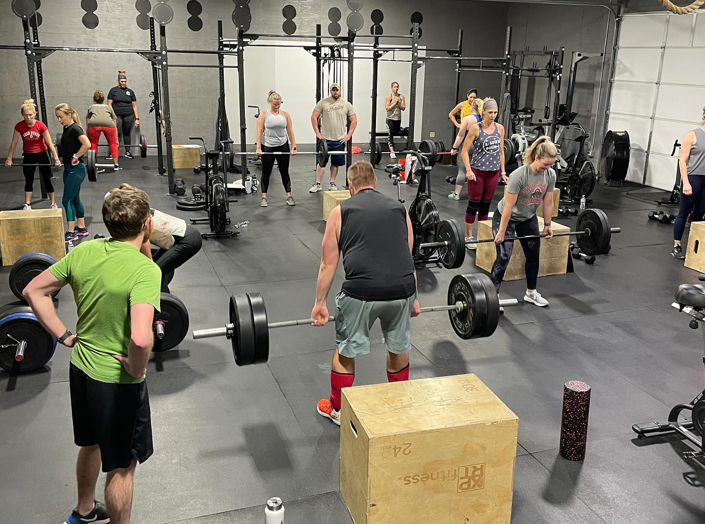 people working out at A-Town Family Fitness Ashland Ohio