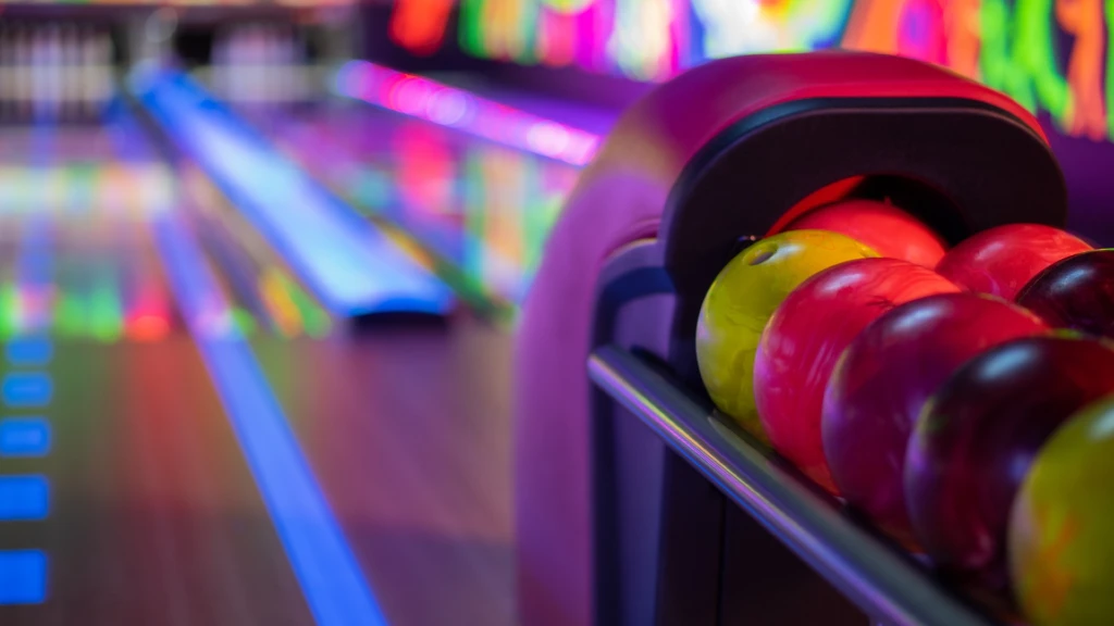 luray lanes glow bowling in ashland ohio indoor activities